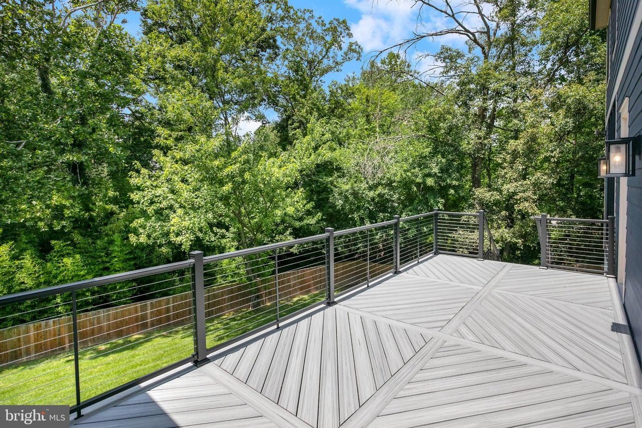 Vienna, VA - Image 10