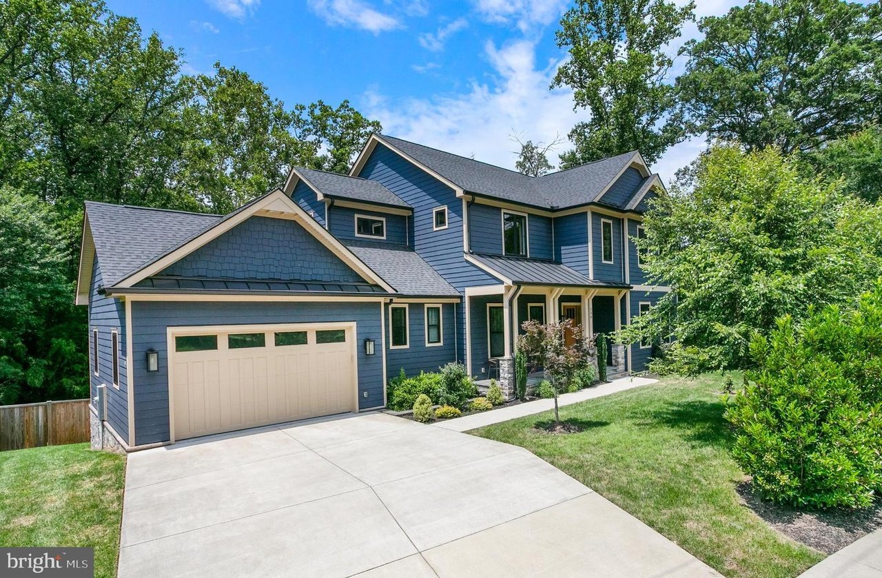 Vienna, VA - Front Exterior