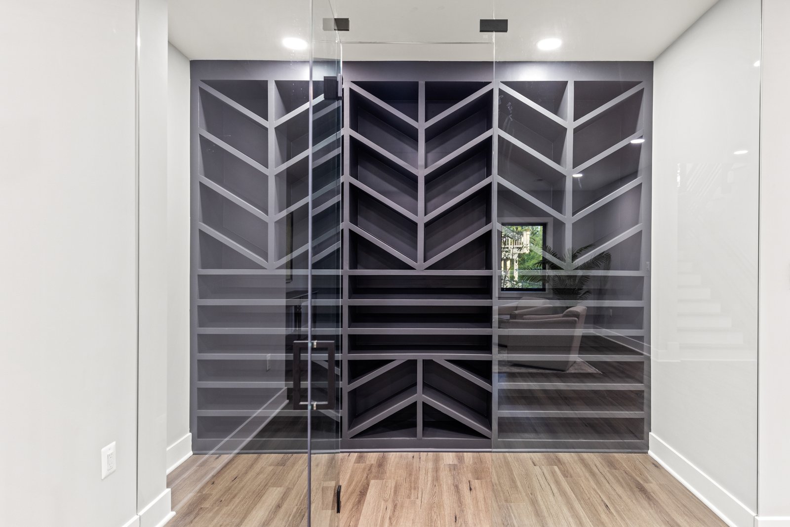 McLean, VA - Image 9