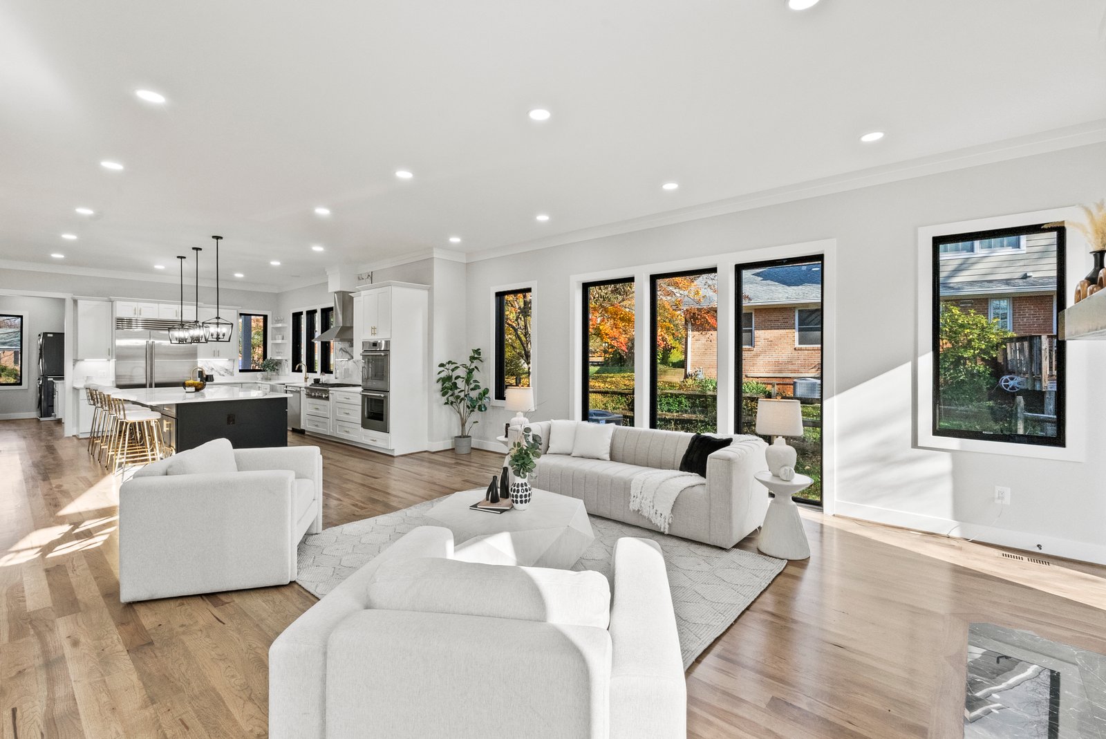 Falls Church, VA - Image 14